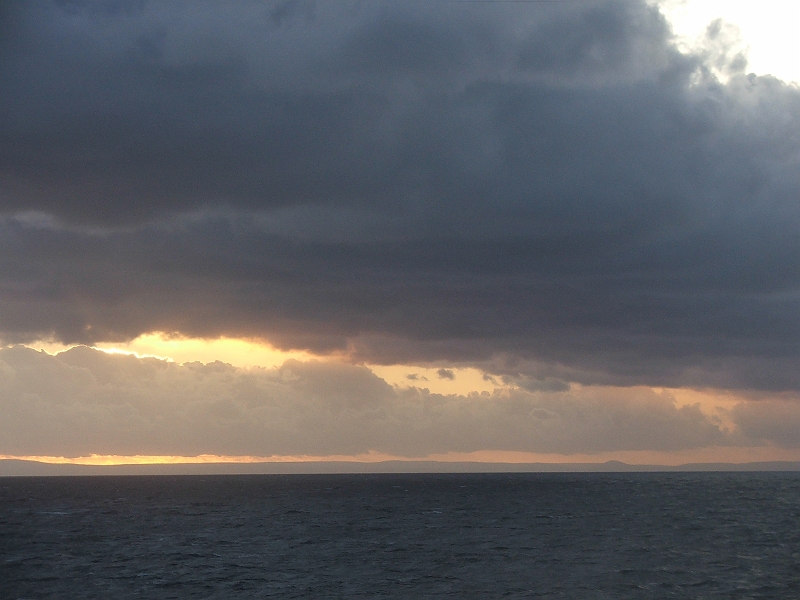 NFLD_drive_to_and-viking_settlement 320.jpg